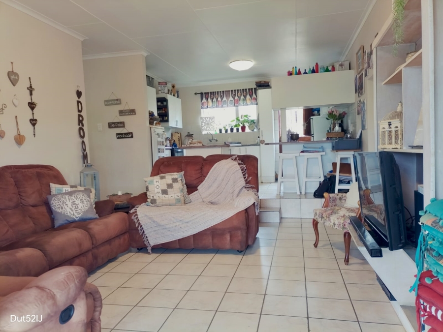 3 Bedroom Property for Sale in Fraaiuitsig Western Cape
